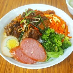 紅燒牛腩飯